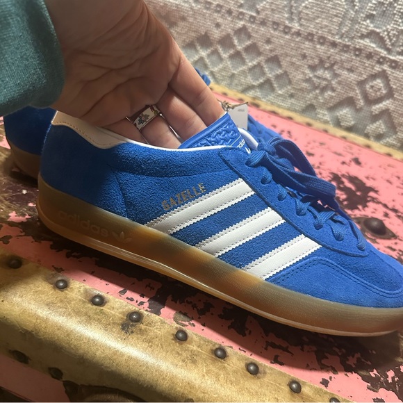 ADIDAS Gazelle Royal Blue/White Indoor Sz 9 or Women’s 11 - NIB - Picture 4 of 8